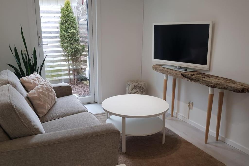 Lgh Lillemor, Naera Havet, Staden Och Naturen Strömstad Eksteriør billede